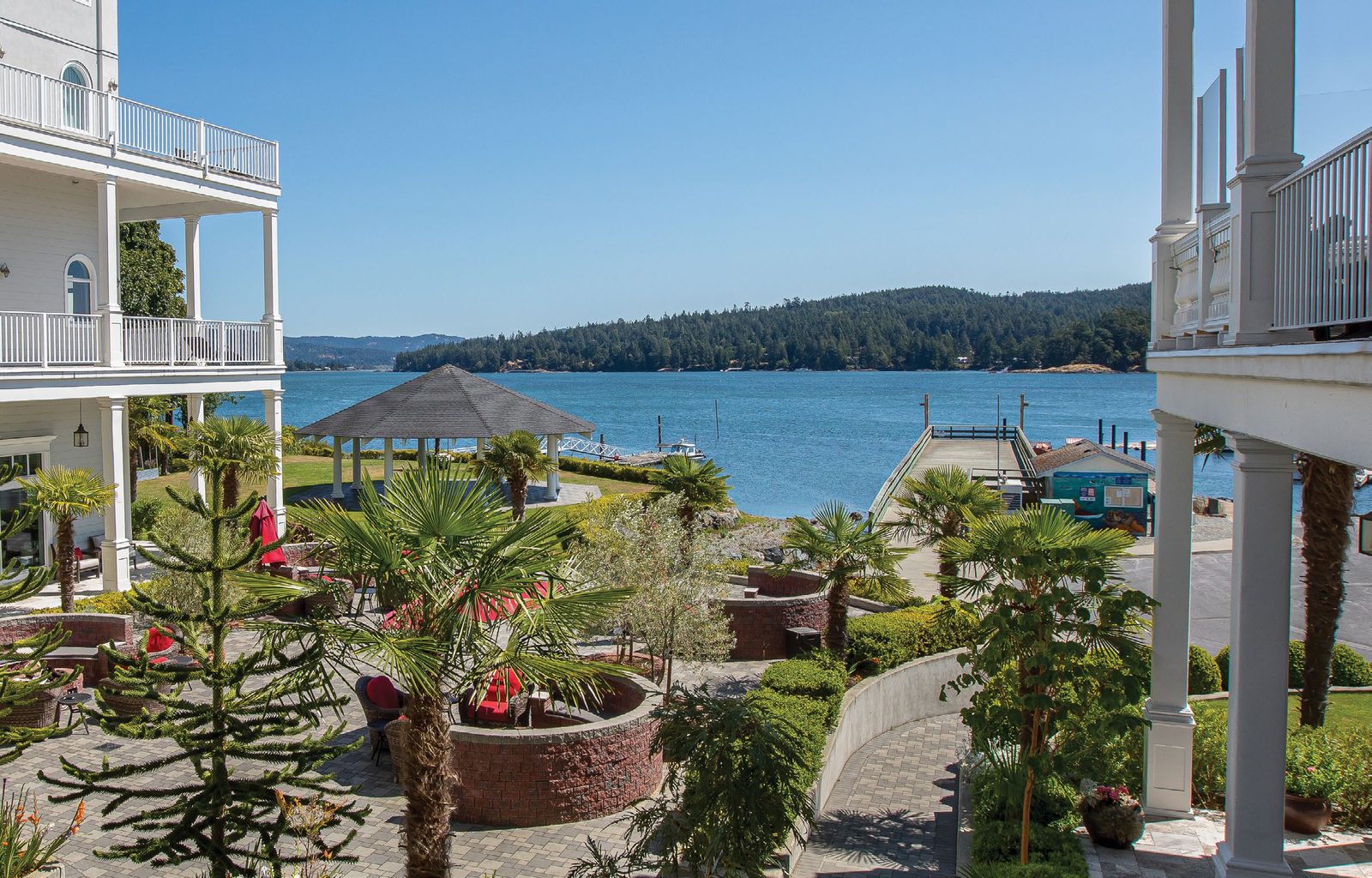 Prestige lakeside resort, British Columbia